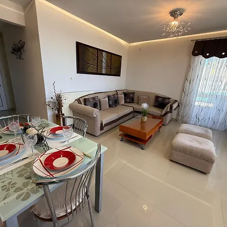 Anna's Seaside - In Front Of The העיירה קוס