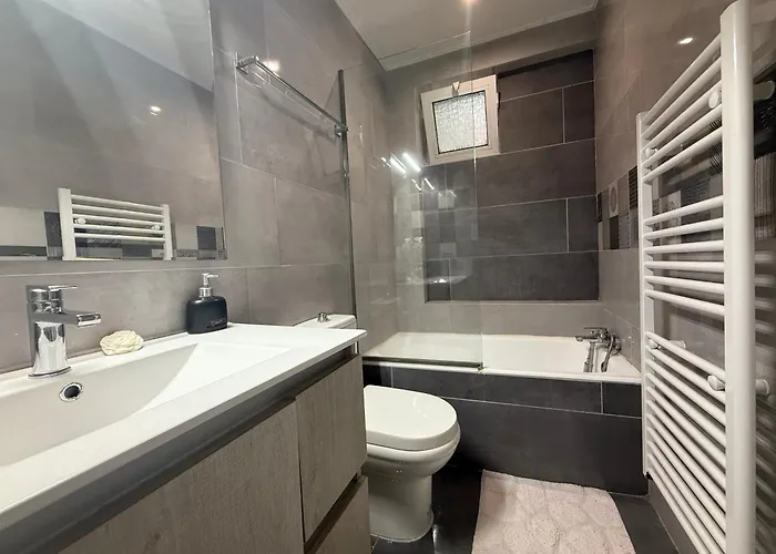 Anna's Seaside - In Front Of The Кос