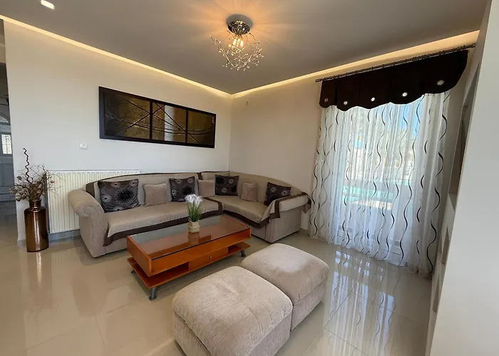 Anna's Seaside - In Front Of The * Кос