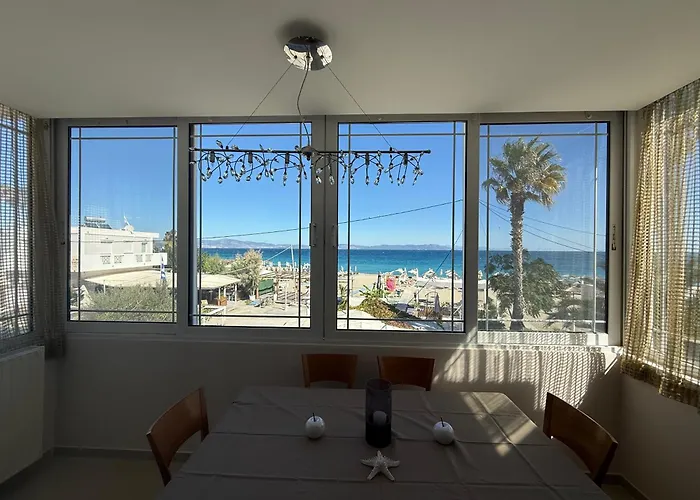 Anna's Seaside - In Front Of The * Cós